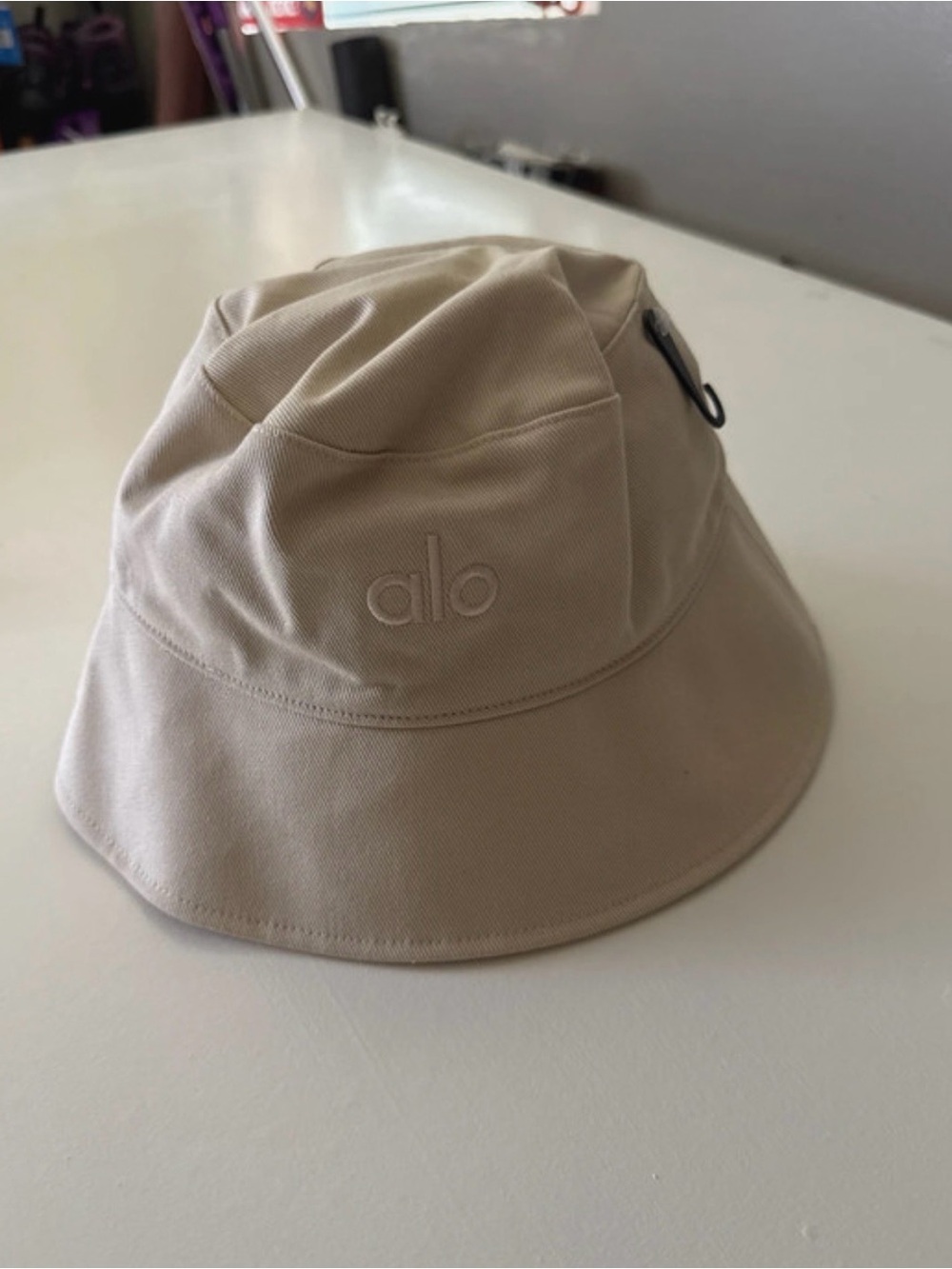 ALO Yoga Fresh Linen Beige Bucket Hat